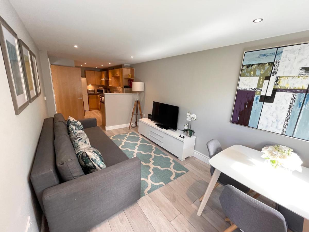 Urban Living'S - The Wesley Beautiful City Centre Apartment With Balcony Oxford Eksteriør bilde