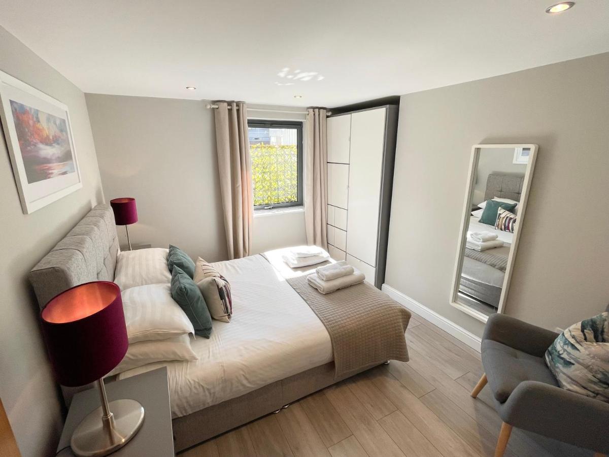 Urban Living'S - The Wesley Beautiful City Centre Apartment With Balcony Oxford Eksteriør bilde